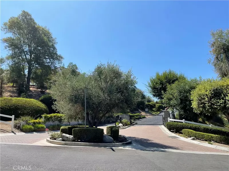 165 Flowerfield Lane, La Habra Heights, CA 90631