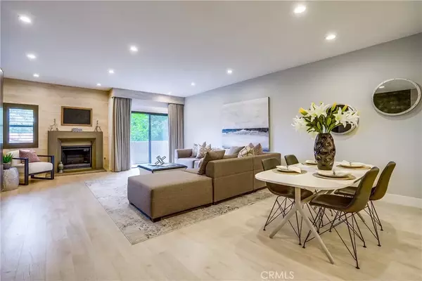 12401 Moorpark Street #202, Studio City, CA 91604