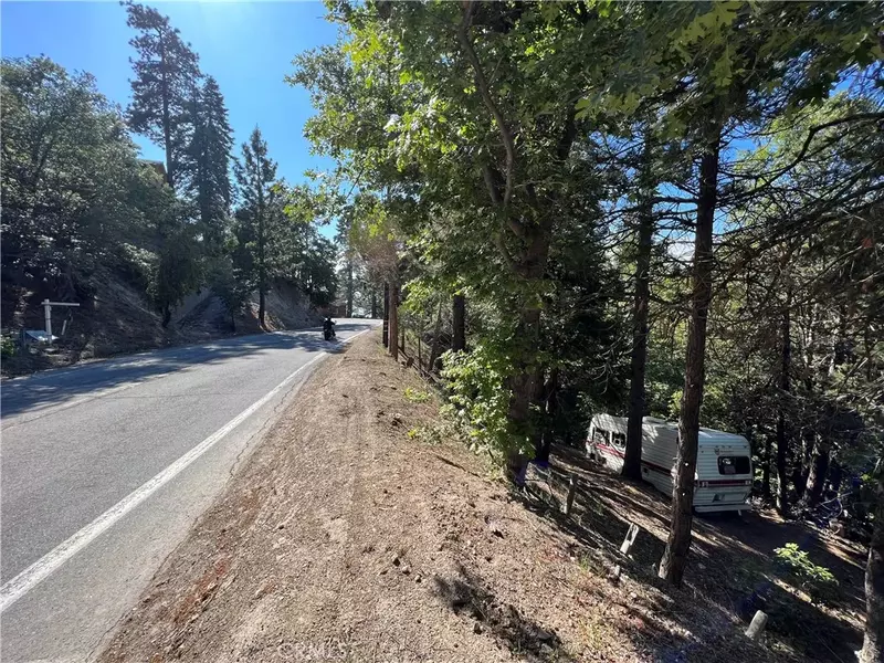 19 North, Twin Peaks, CA 92391