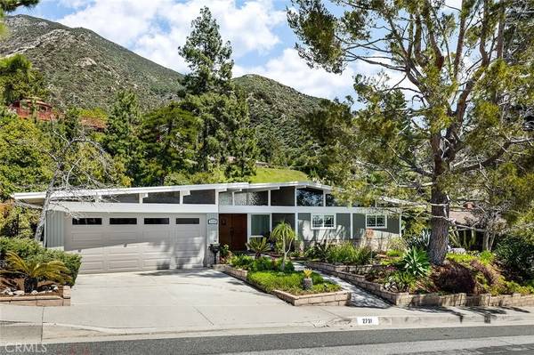 La Crescenta, CA 91214,2731 Pinelawn Drive