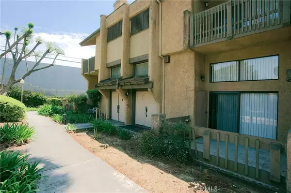 Montebello, CA 90640,902 Michelle Court #4