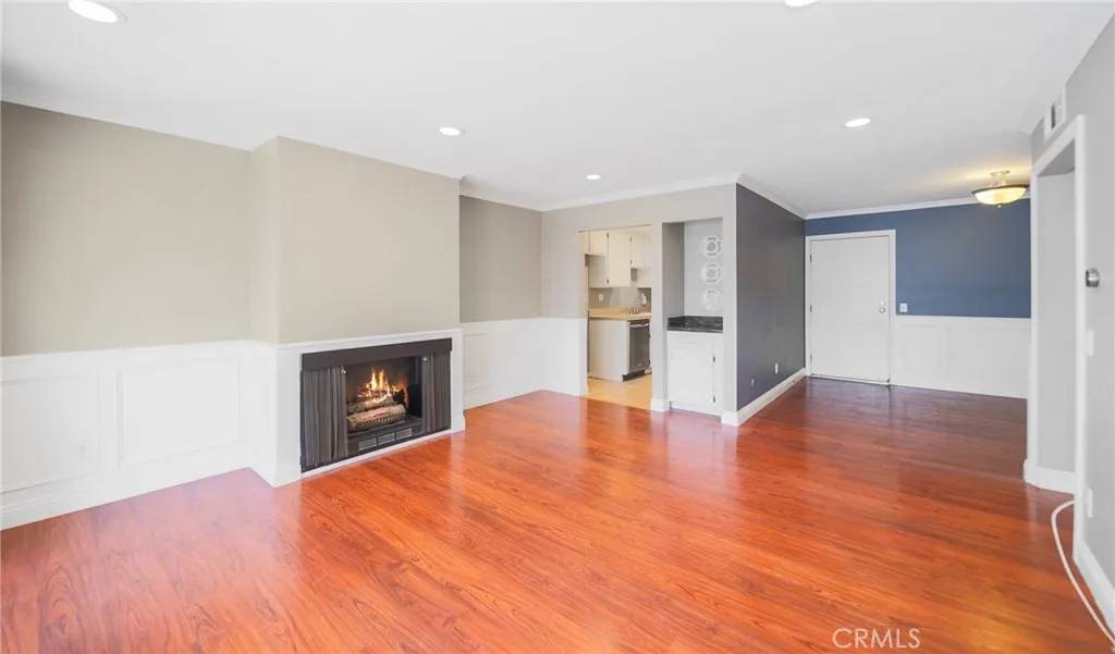 Glendale, CA 91203,333 Burchett Street #308
