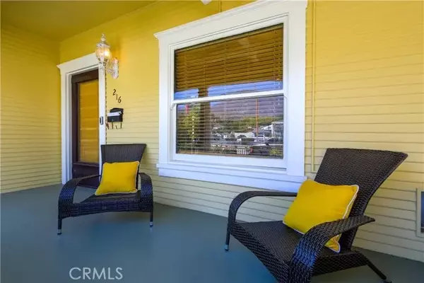 Monrovia, CA 91016,216 E Foothill Boulevard