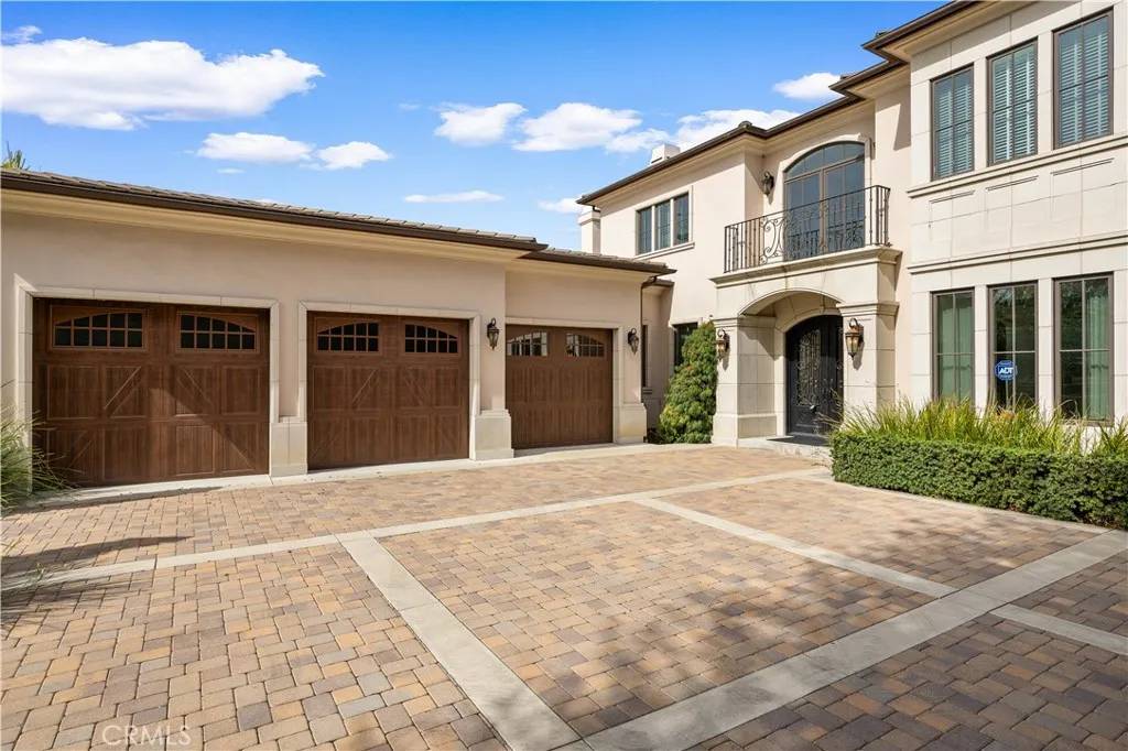 Arcadia, CA 91007,631 W Longden Avenue