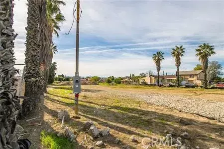 Rialto, CA 92376,405 W Merrill