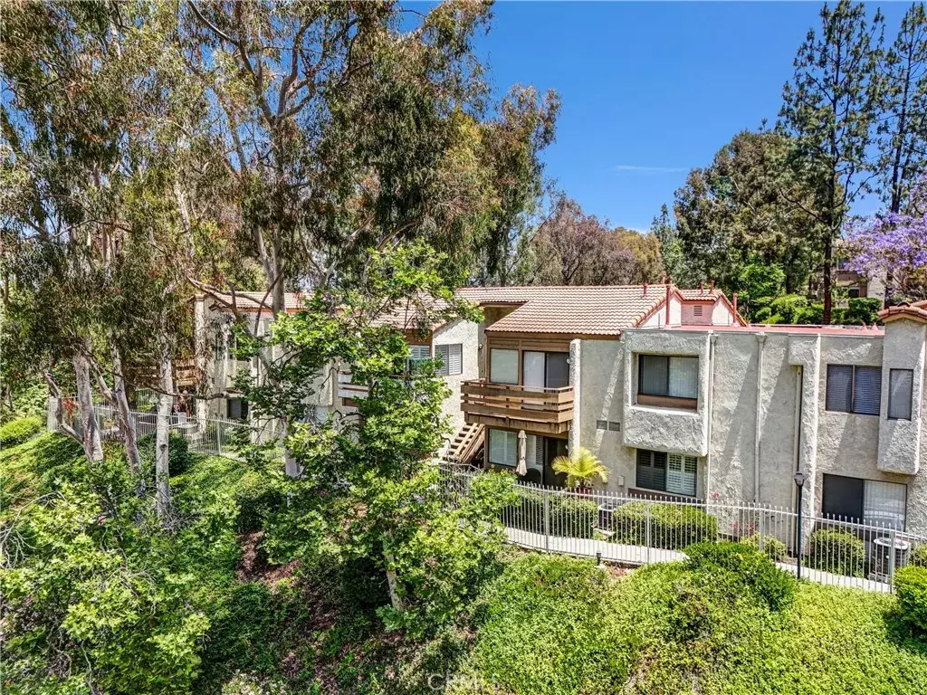 Diamond Bar, CA 91765,22809 Hilton Head Drive #14