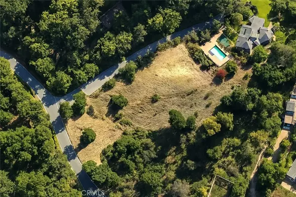 Glendora, CA 91741,1826 Bluebird