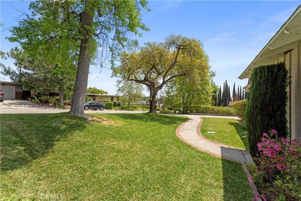 Sierra Madre, CA 91024,461 Crestvale Drive
