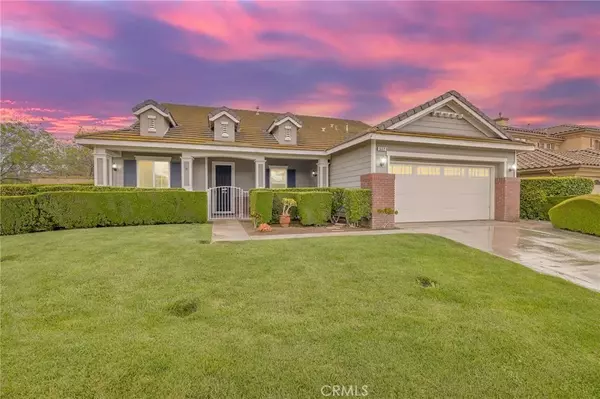 562 Silverhawk Drive, Corona, CA 92879