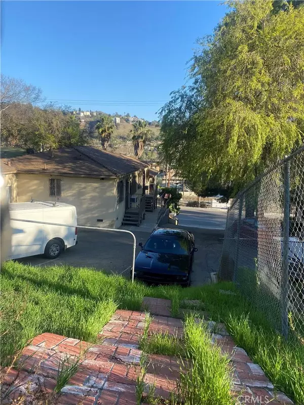 Los Angeles, CA 90065,4575 Marmion Way