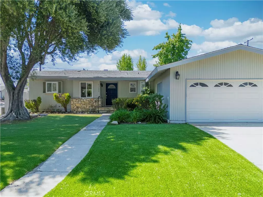 Woodland Hills, CA 91367,23800 Tiara Street