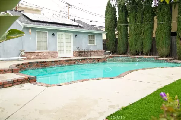 La Crescenta, CA 91214,2619 Mary Street