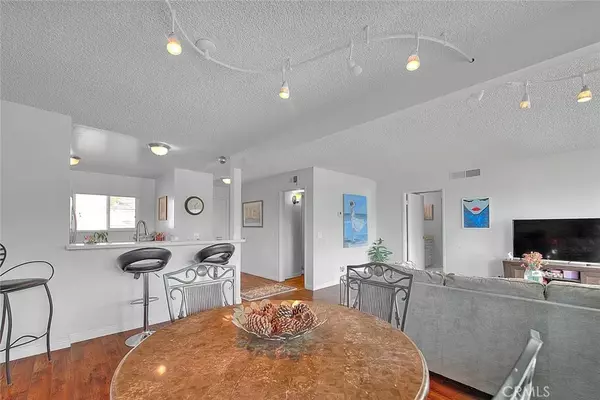 Glendale, CA 91208,2940 N Verdugo Road #409