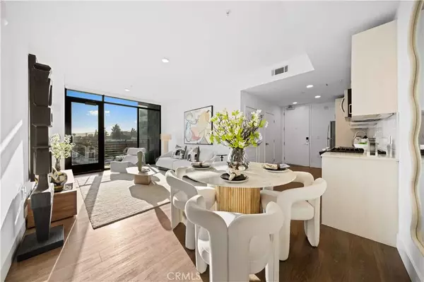 Pasadena, CA 91101,218 N El Molino Avenue #502