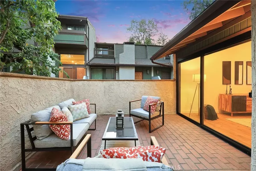 606 Garfield Avenue, South Pasadena, CA 91030