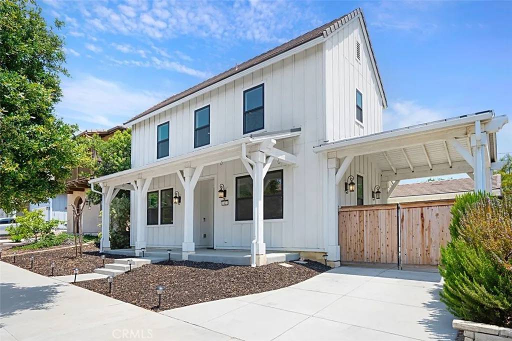 62 Los Altos Street, Ventura, CA 93004
