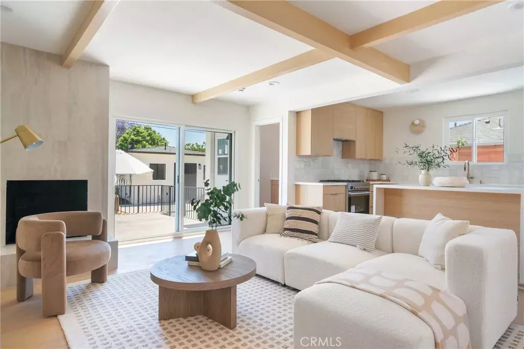 Sherman Oaks, CA 91411,5250 Lemona Avenue