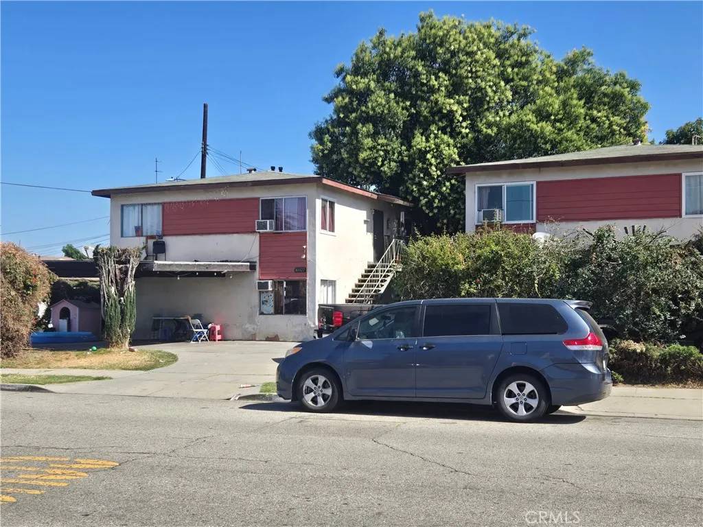 El Monte, CA 91733,10327 Bodger Street