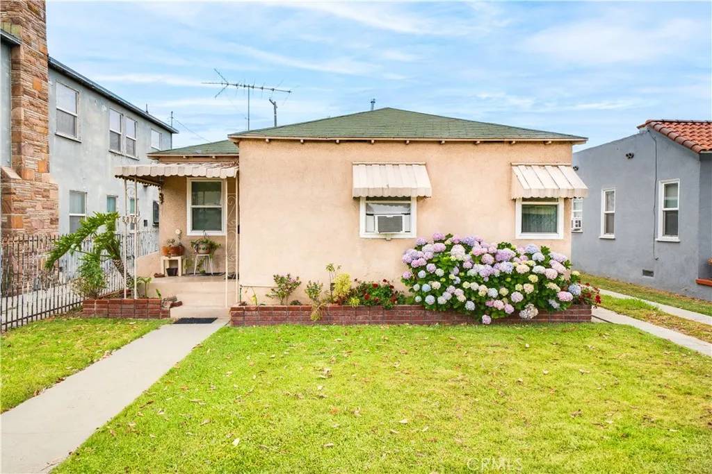 Long Beach, CA 90805,5870 Lemon Avenue