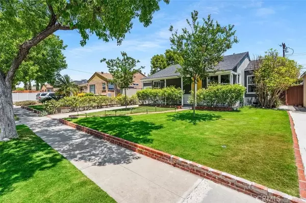 Burbank, CA 91505,1434 N Rose Street