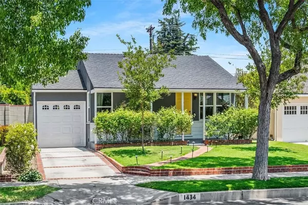 Burbank, CA 91505,1434 N Rose Street