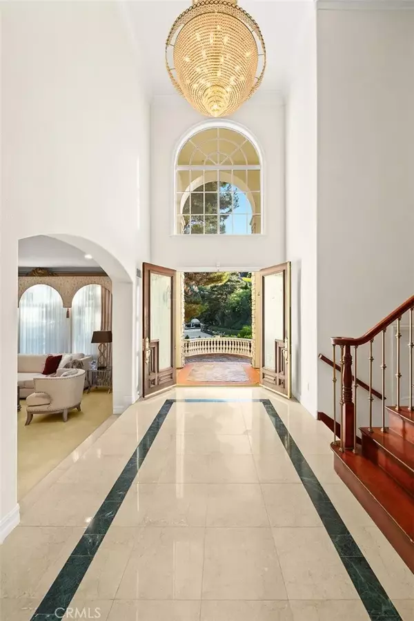 Diamond Bar, CA 91765,2832 Oak Knoll Drive