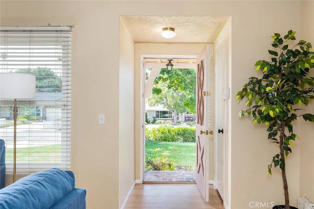 Glendora, CA 91741,951 E Dalton Avenue