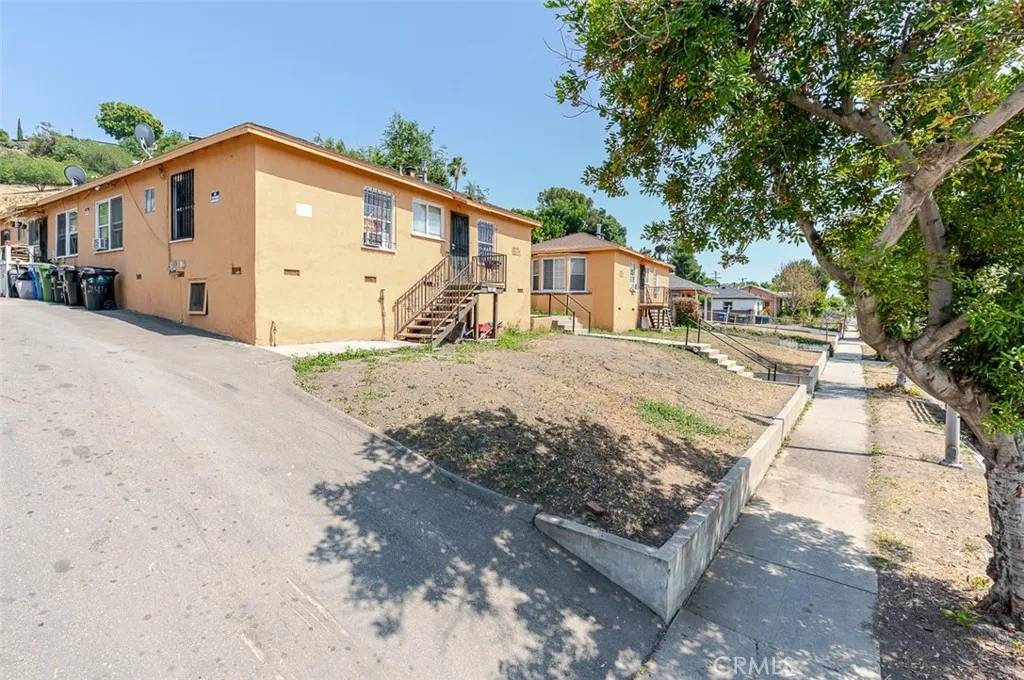2408 N Eastern Avenue, Los Angeles, CA 90032