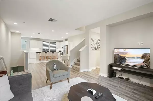Glendora, CA 91741,627 W Foothill Boulevard #36