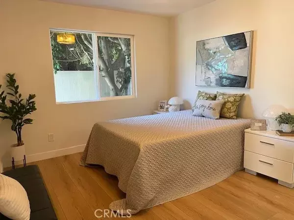 Monrovia, CA 91016,419 S Heliotrope #1