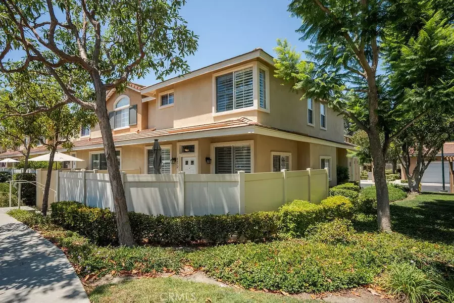 8472 E Tioga Way, Anaheim Hills, CA 92808