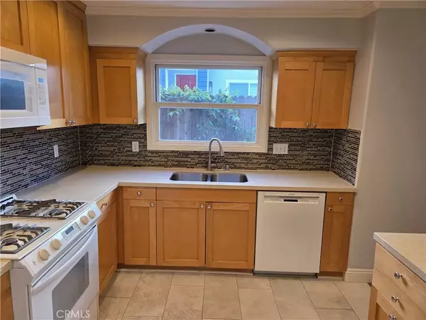 Pasadena, CA 91106,263 E Glenarm Street #101