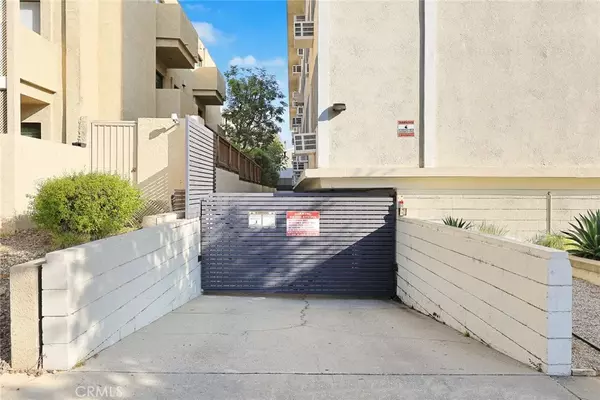 Pasadena, CA 91106,160 S Michigan Avenue