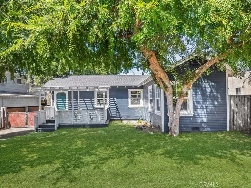 Monrovia, CA 91016,135 N Shamrock Avenue