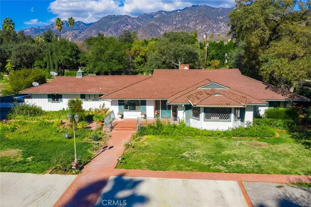 Arcadia, CA 91006,1127 W Foothill Boulevard