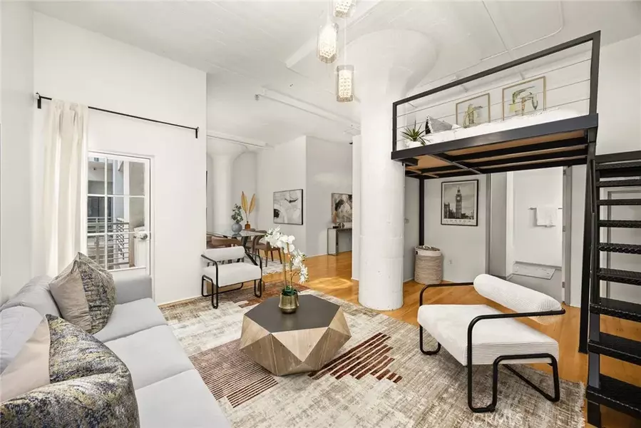 420 S SAN PEDRO Street #427, Los Angeles, CA 90013