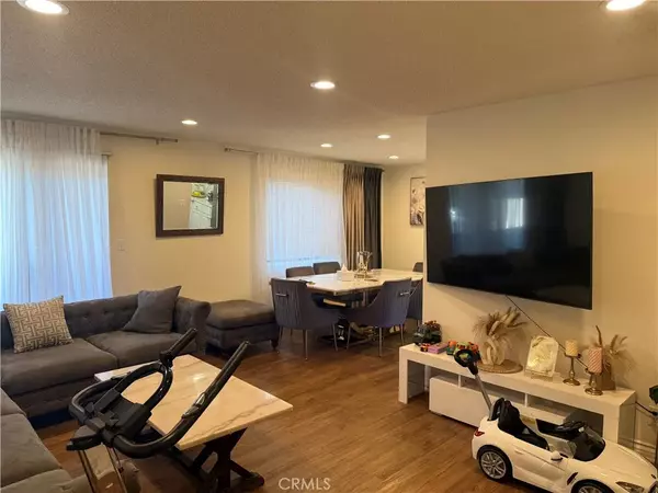 Glendale, CA 91205,219 E Maple Street #1