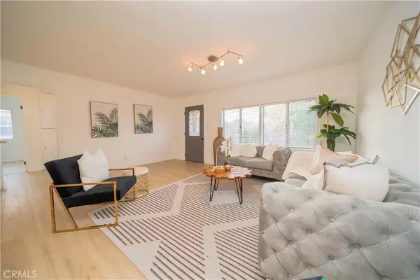 Temple City, CA 91780,9538 Pentland