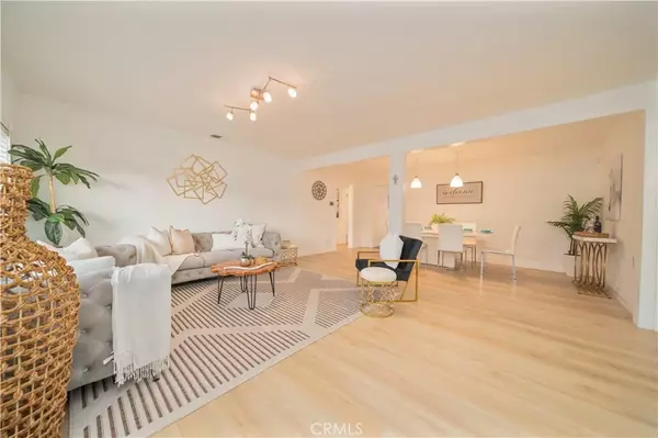 Temple City, CA 91780,9538 Pentland