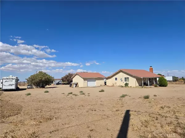 Oak Hills, CA 92344,9760 Phelan Road