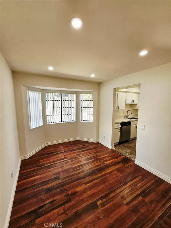 Glendale, CA 91202,440 W Dryden #A