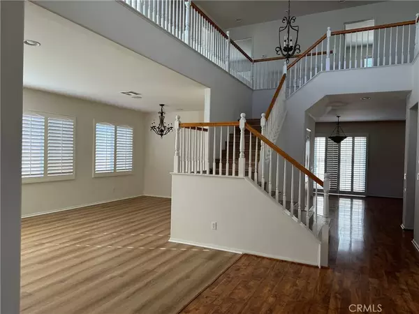 Eastvale, CA 92880,5815 Larry Dean