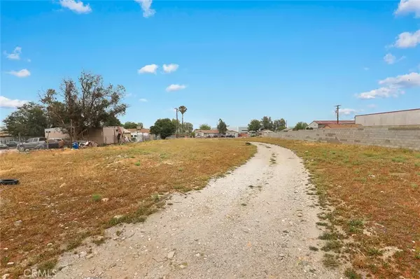 Rialto, CA 92377,0 W Persimmon