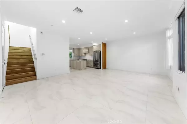 Arcadia, CA 91006,125 California Street #B