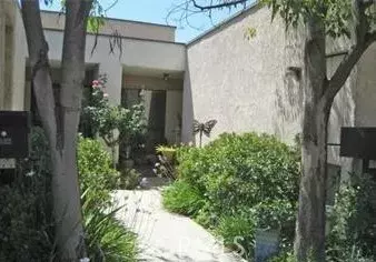 Los Angeles, CA 90042,792 Portola