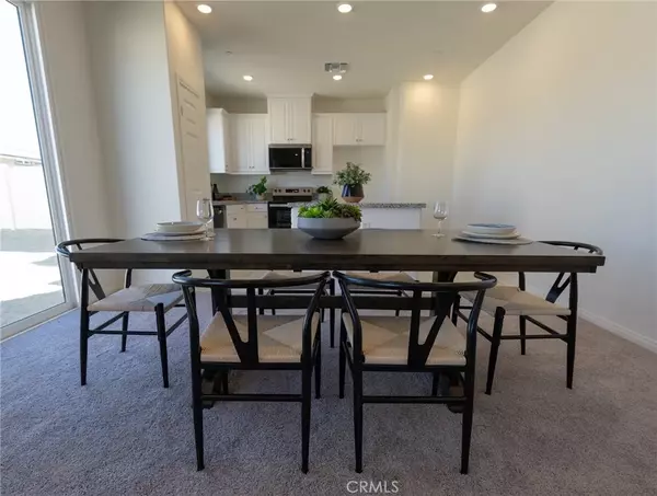 Lake Elsinore, CA 92530,4751 Sicily