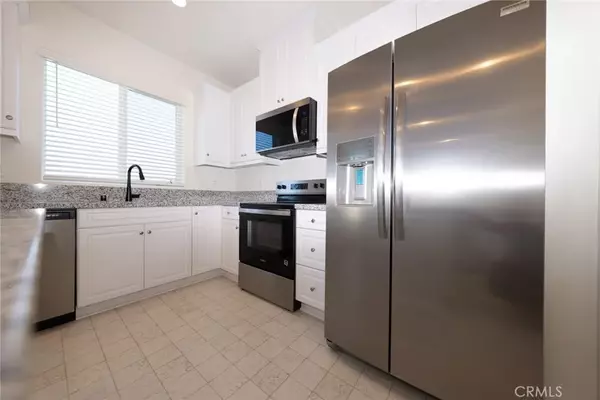 Lake Elsinore, CA 92530,4751 Sicily