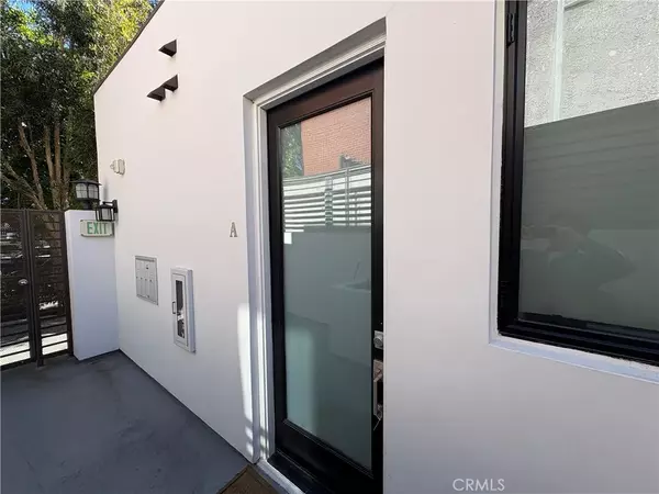 Glendale, CA 91206,115 N Adams Street #A