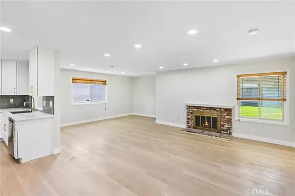 Covina, CA 91724,21344 E Venton