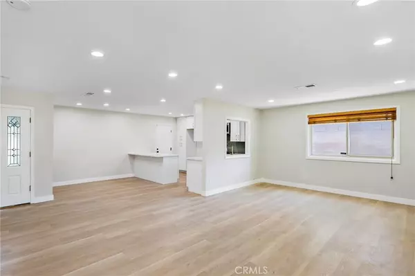 Covina, CA 91724,21344 E Venton